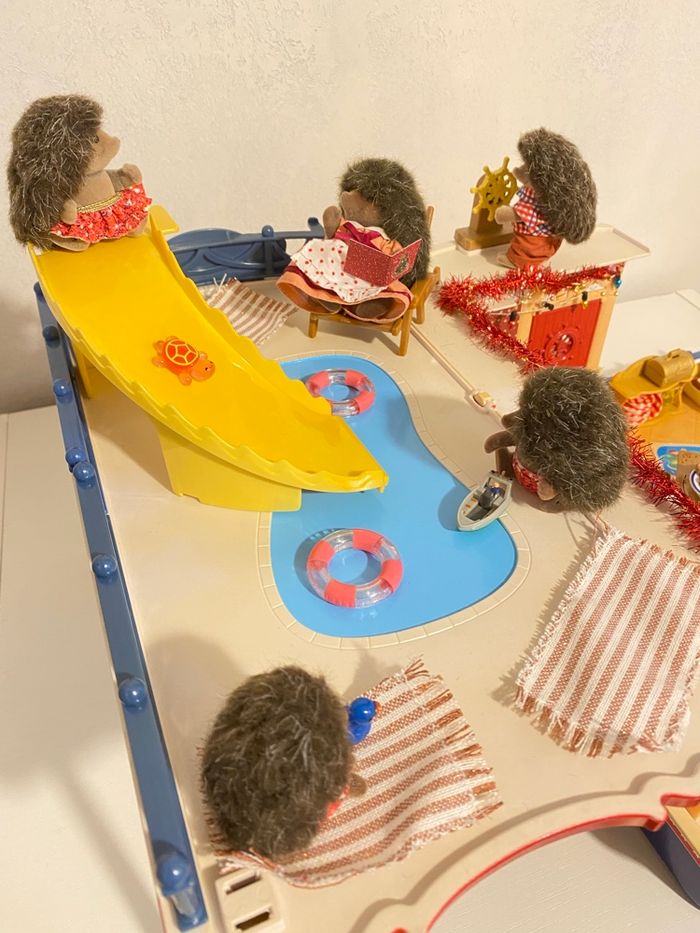 Bateau de croisière navire sylvanian hérissons - photo numéro 8