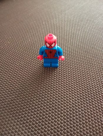 Spider man - black web pattern