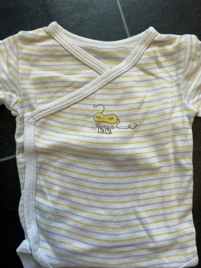 Lot 2 bodys - photo numéro 3