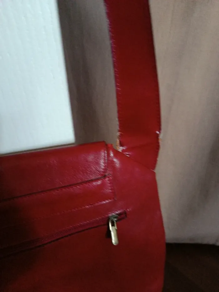 Sac en cuir rouge - photo numéro 4