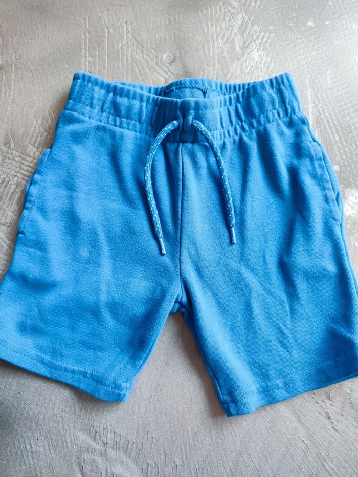 Short garçon 2/3 ans en coton - photo numéro 2