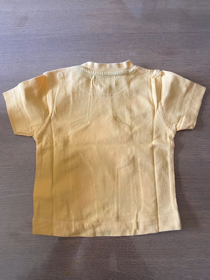 Tee shirt jaune - photo numéro 2