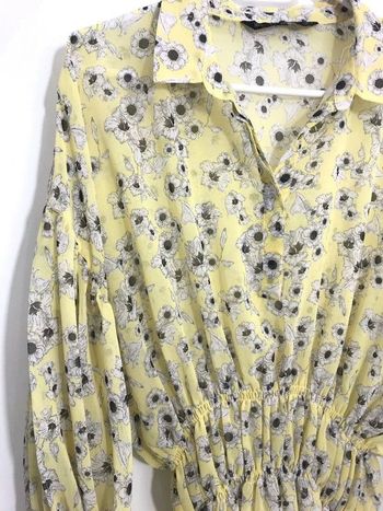 Chemisier blouse jaune à fleurs Zara Taille M En très bon état