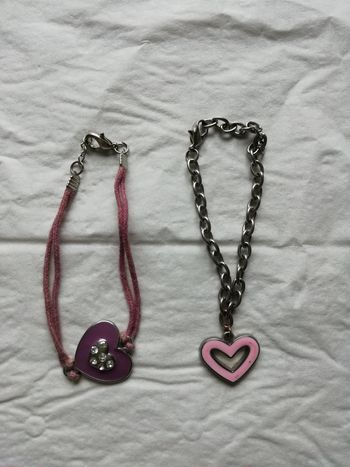 Lot de 2 bracelets cœurs
