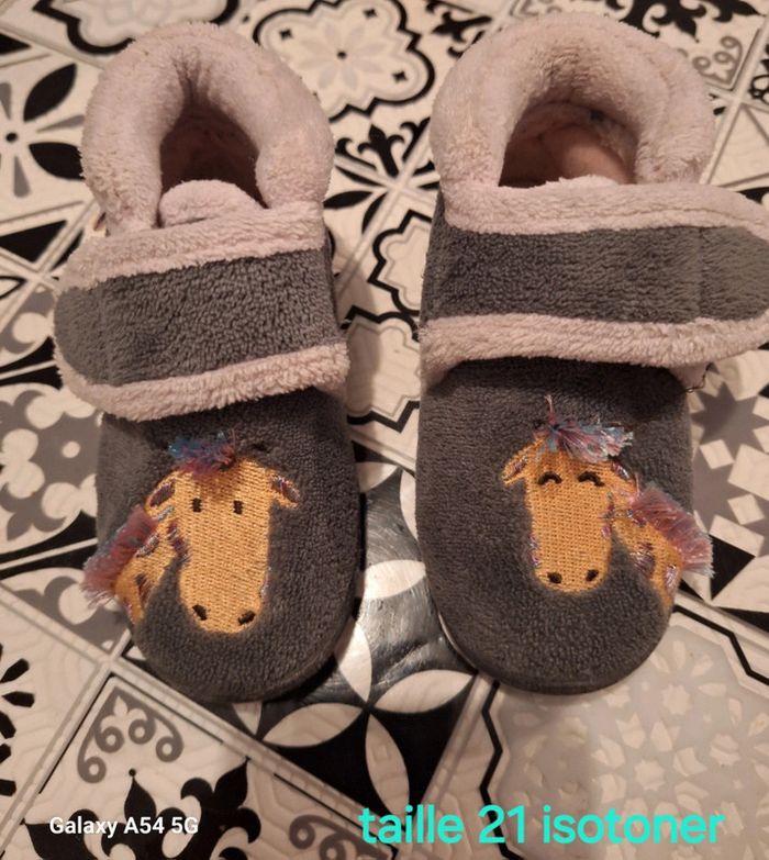 🩵 chausson taille 21 isotoner 🩵