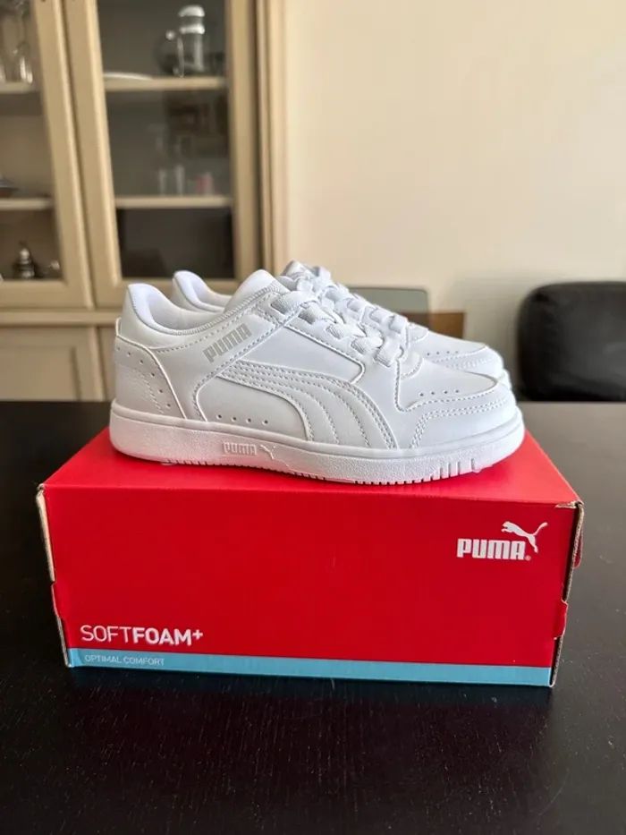 Baskets Puma Rebound Joy Lo AC PS blanches enfants – Pointure 32 (EU) - photo numéro 3