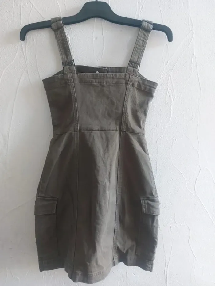 Robe à boutons style militaire Taille 32 - photo numéro 5
