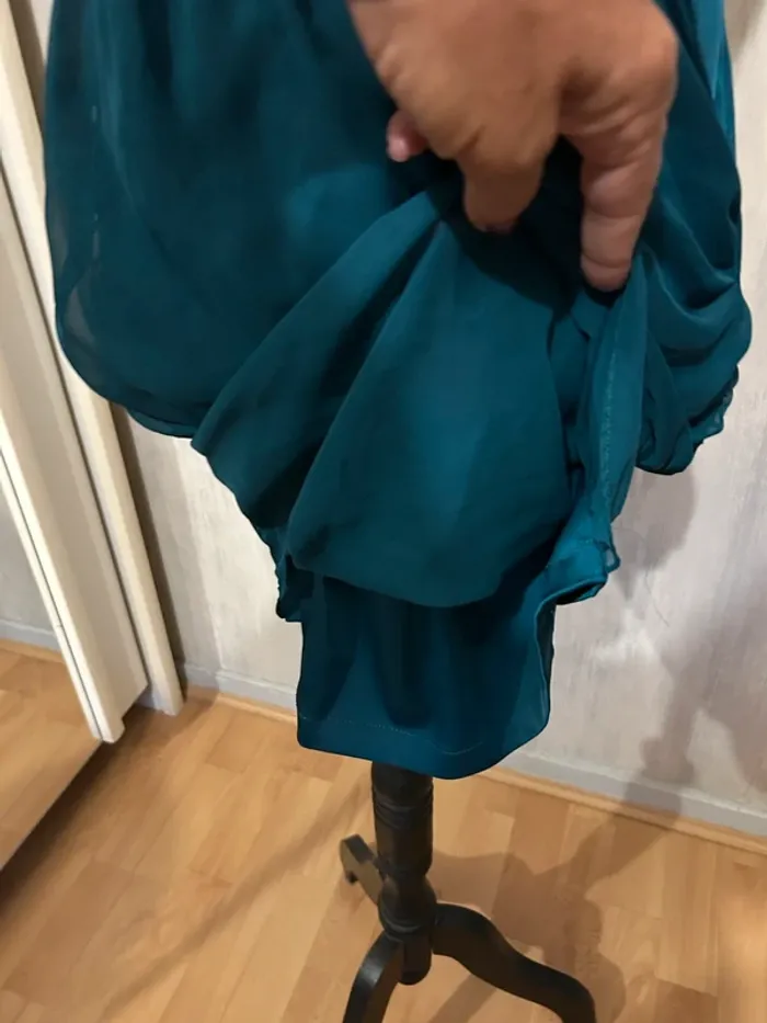 Robe de soirée - photo numéro 3