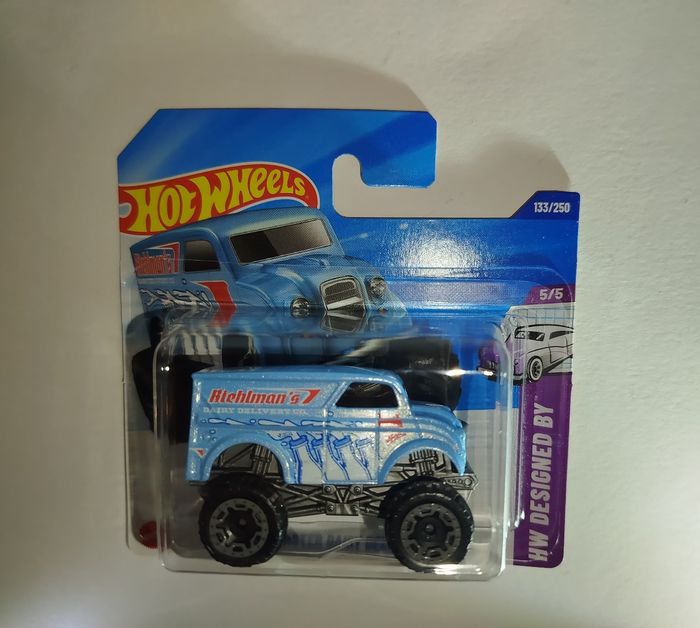 Hot Wheels Monster Dairy Delivery 2025