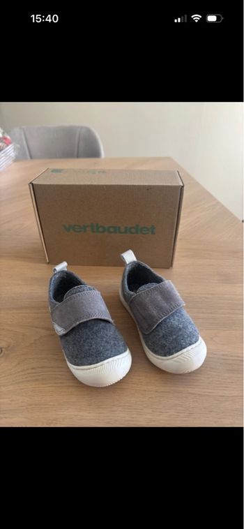 Chaussons à scratch fille vertbaudet 22 neuf