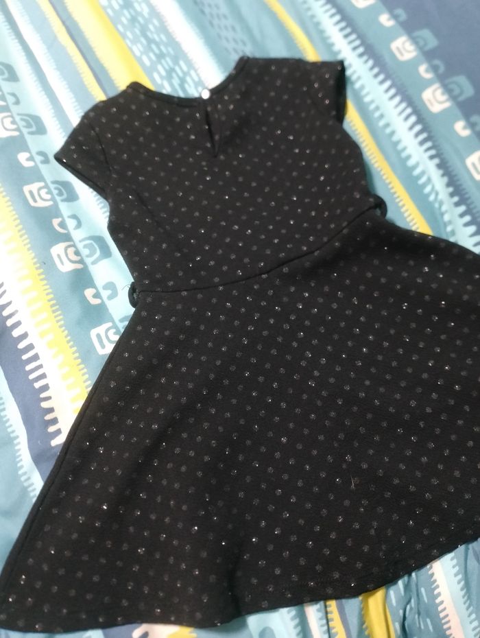 Robe noir de fêtes 3 ans brillante - photo numéro 10