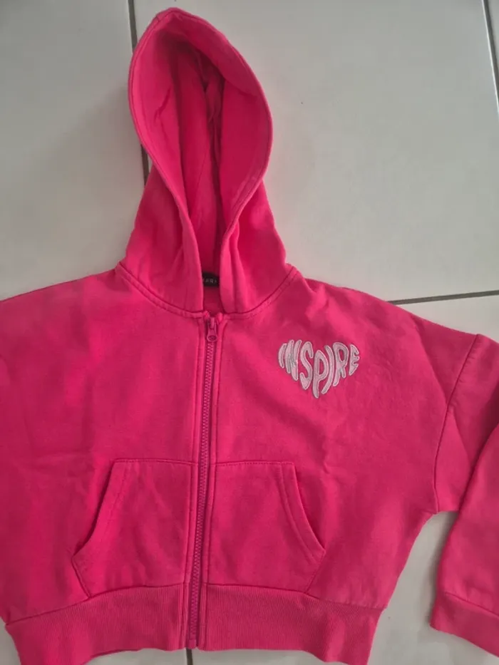 Gilet primark 9/10 ans - photo numéro 2