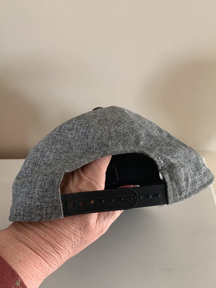 Casquette - photo numéro 2
