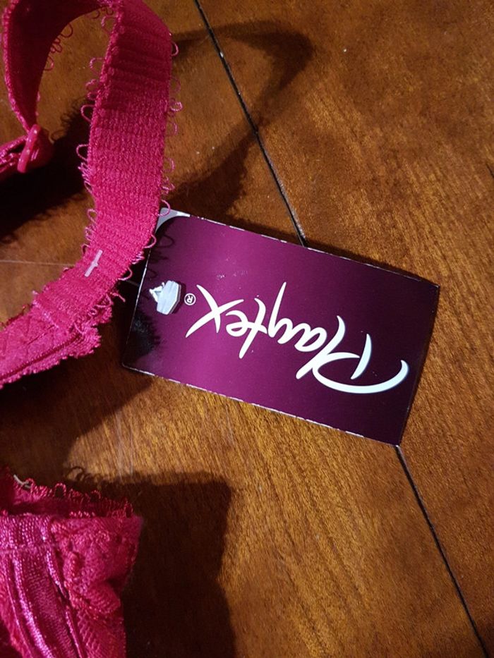 Soutien gorge playtex 90 D - photo numéro 2