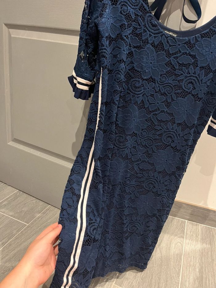 Robe moulante bleue marine - photo numéro 4