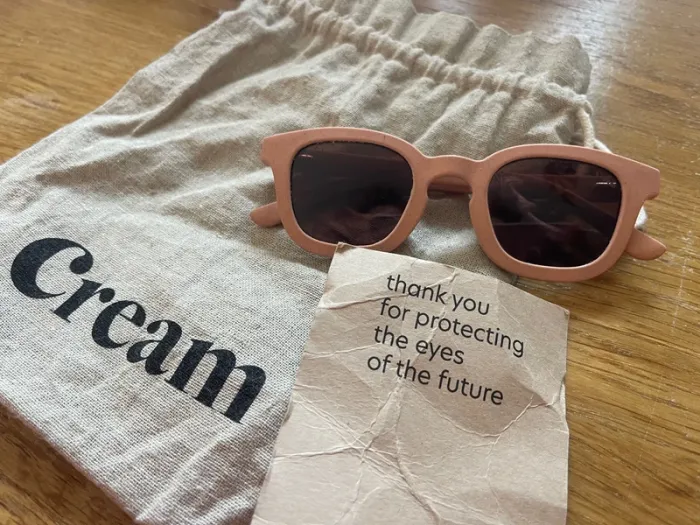 Lunettes de soleil enfant - photo numéro 4