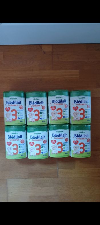 8 boîtes de lait Bledilait croissance 3