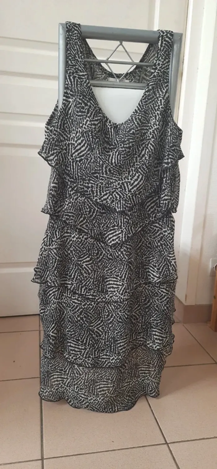 Robe à volants