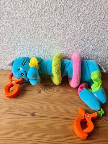 jouet d'éveil lucas mon doudou chat a suspendre