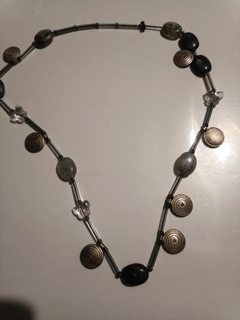 Collier fantaisie