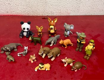 17 animaux et 2 personnages