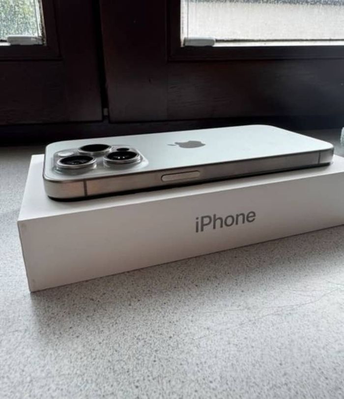 iPhone Quinze - photo numéro 3
