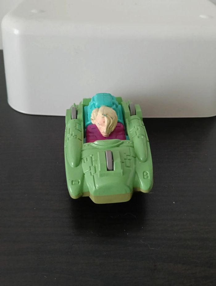 Voiture captain planet burger king 
Année 1991 - photo numéro 3