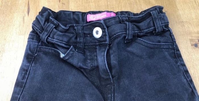 Jean noir - photo numéro 2