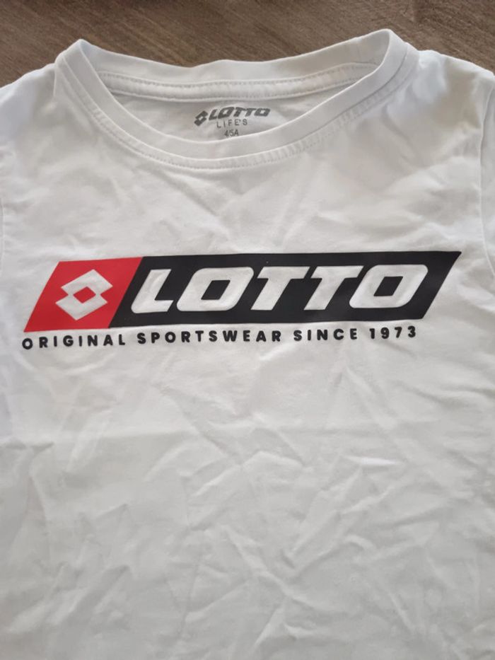 🌞 t-shirt lotto très bon état 4-5 ans - photo numéro 2