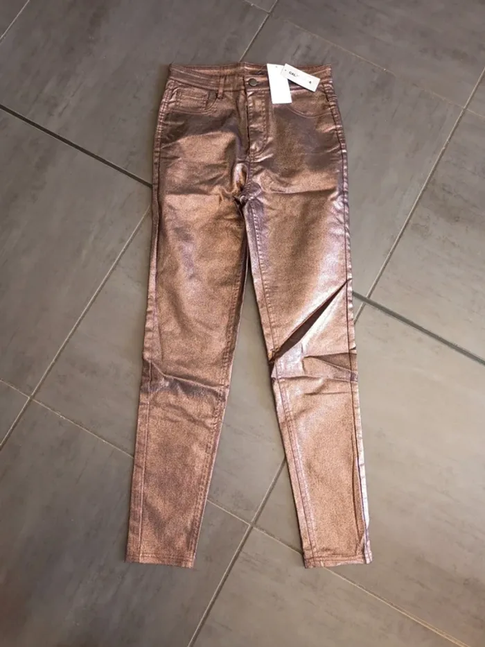 Pantalon femme  bronze brillant s neuf
