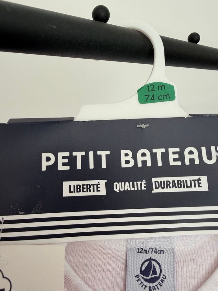 Lot de 3 bodies neufs Petit Bateau - photo numéro 5