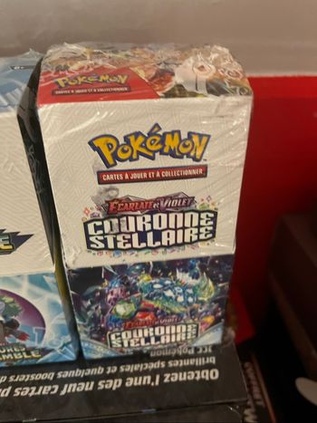Demi display couronne stellaire Pokémon