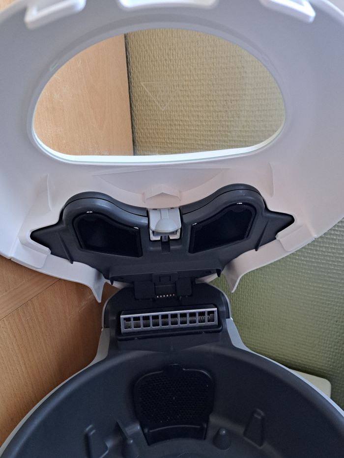 Friteuse sans huile Seb ActiFry (airfryer)
Capacité : 1kg de frite - photo numéro 8
