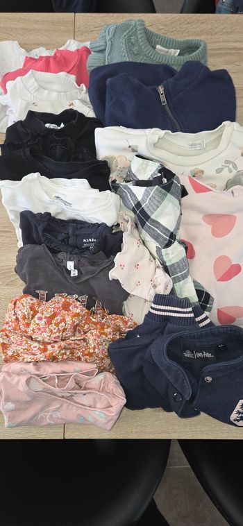 Lot de 18 articles fille 4 ans