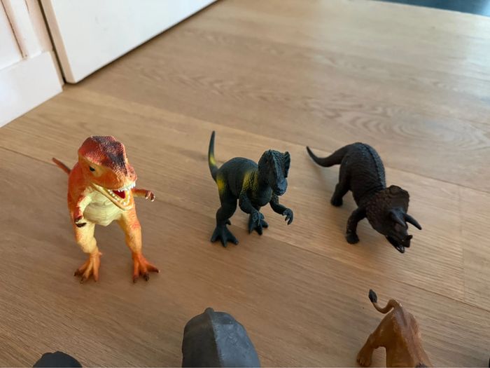 Lot 12 figurines animaux - photo numéro 7