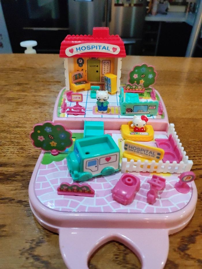Hôpital hello Kitty - photo numéro 2