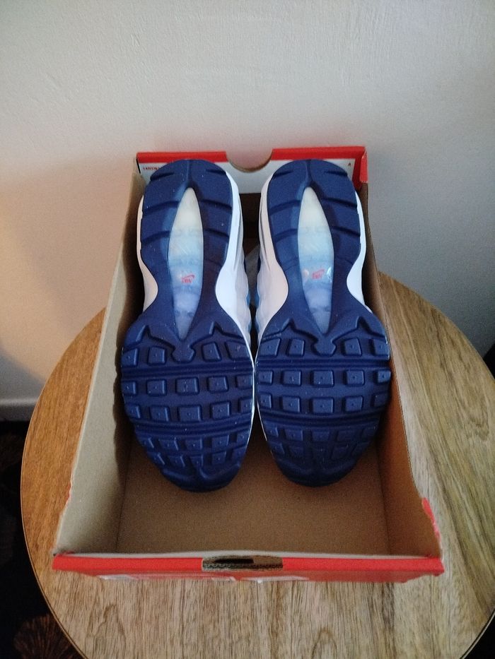 Baskets Nike T 37,5 - photo numéro 8
