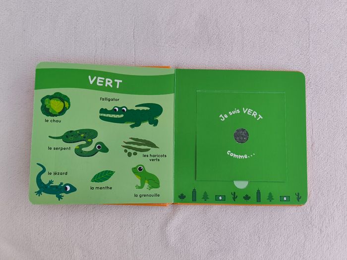 Livre à sentir Le monde Auzou - photo numéro 3