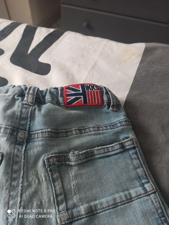 Jeans bleu  clair craque 10 ans ikks