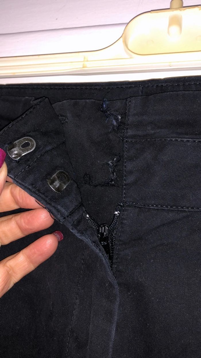 Pantalon noir - photo numéro 4