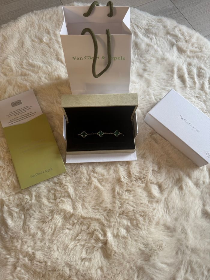 Bracelet van cleef doré vert - photo numéro 1