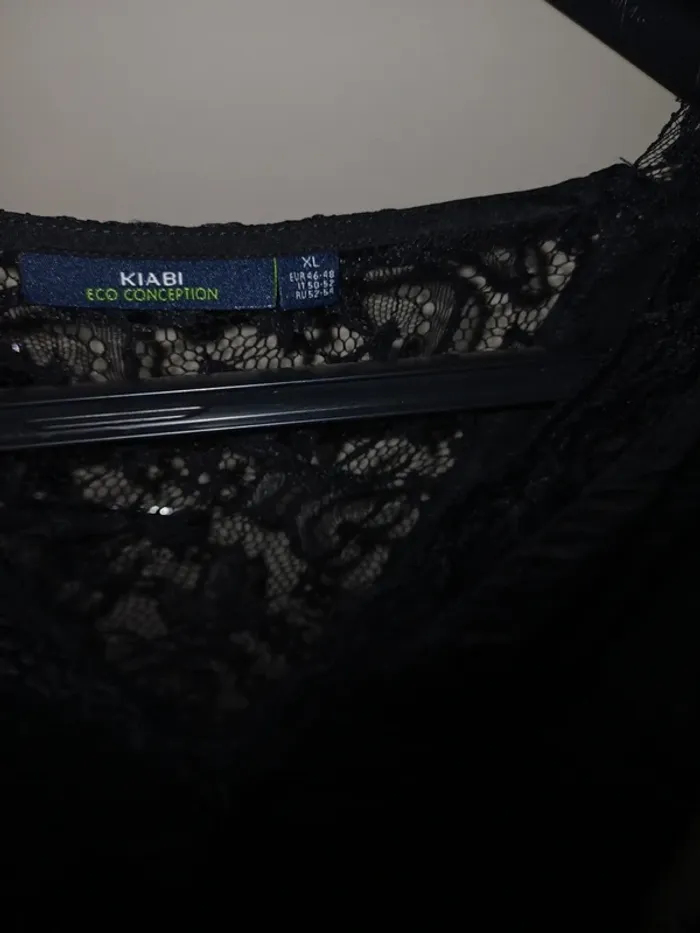 Haut dentelle chic - photo numéro 5