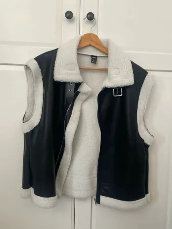 Veste sans manche trop beau
