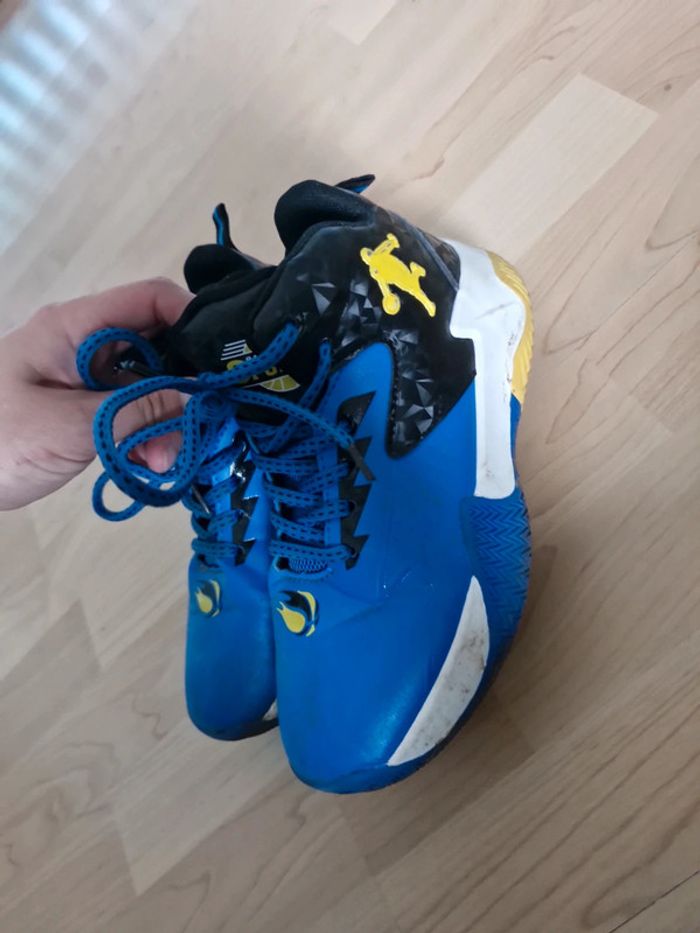 Basket taille 36 - photo numéro 2