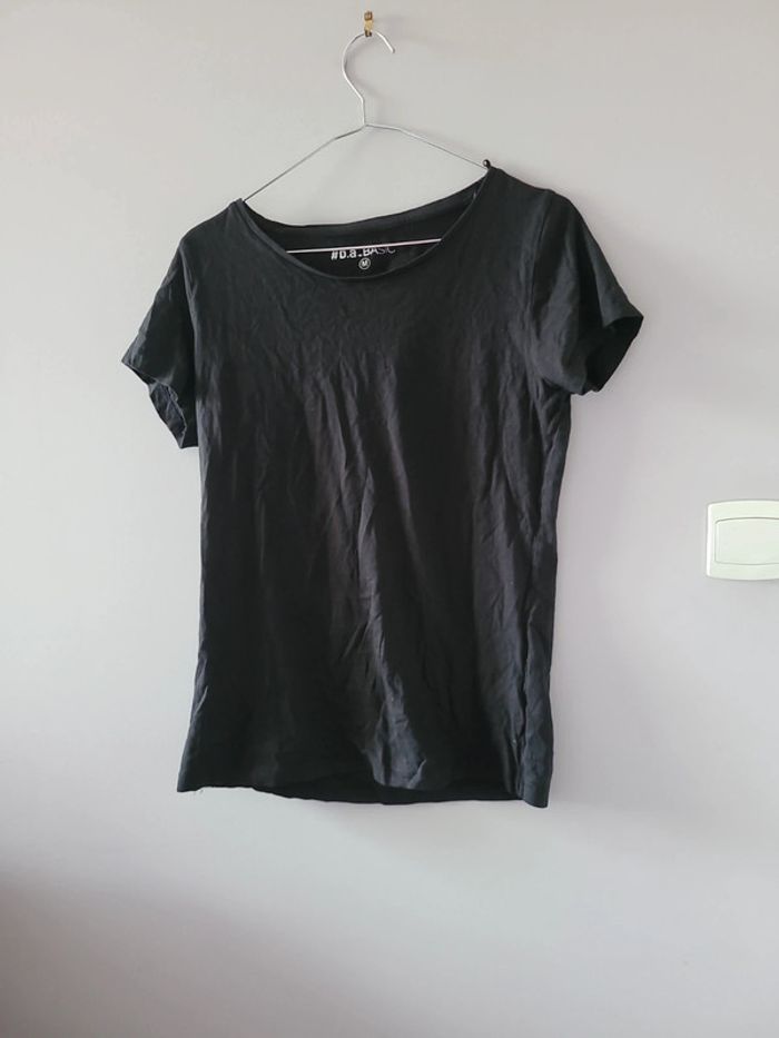 T-shirt noir taille M #b.a_basic