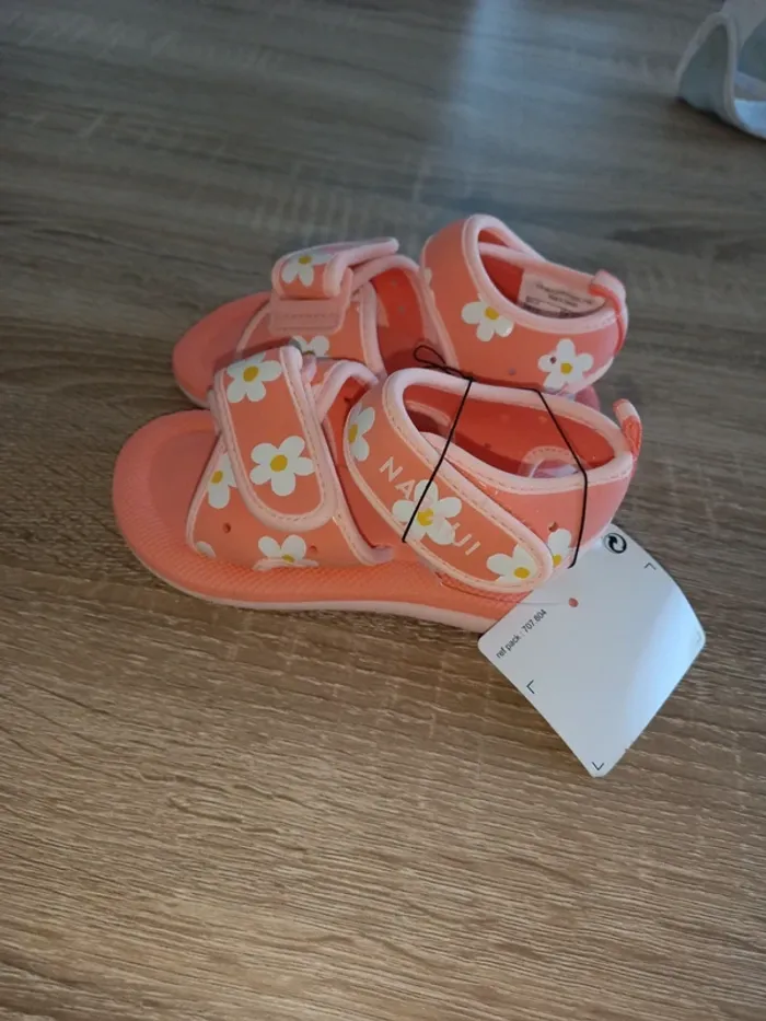 Sandalettes, taille 24 - photo numéro 3