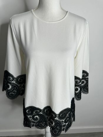 Blouse blanche et noire en dentelle Reserved T40 L