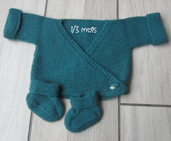 Veste cache coeur et chaussons assortis