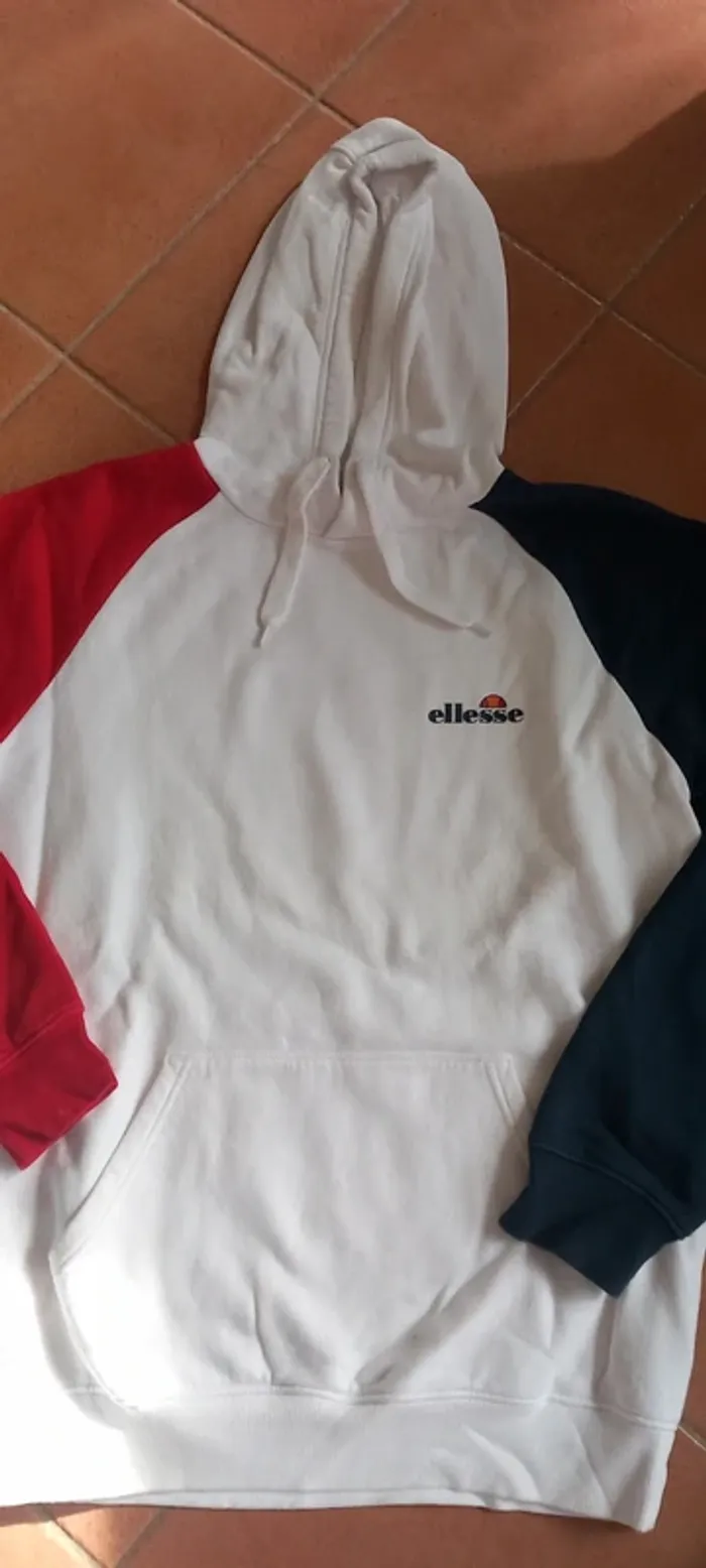 Sweat Ellesse à capuche - photo numéro 3