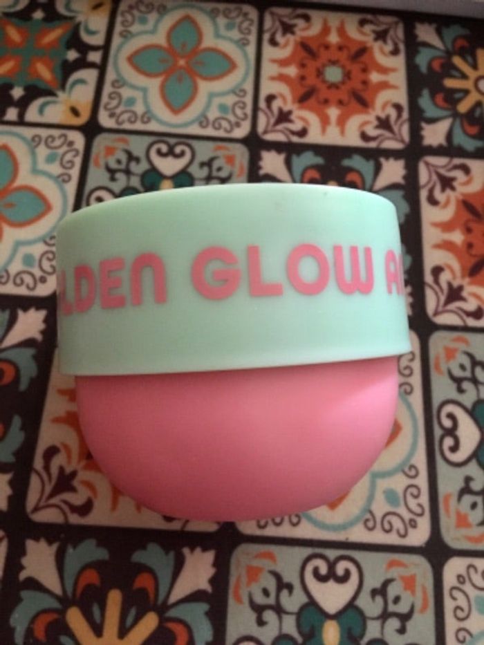 Crème corps après soleil irisée et parfumée 240ml neuve